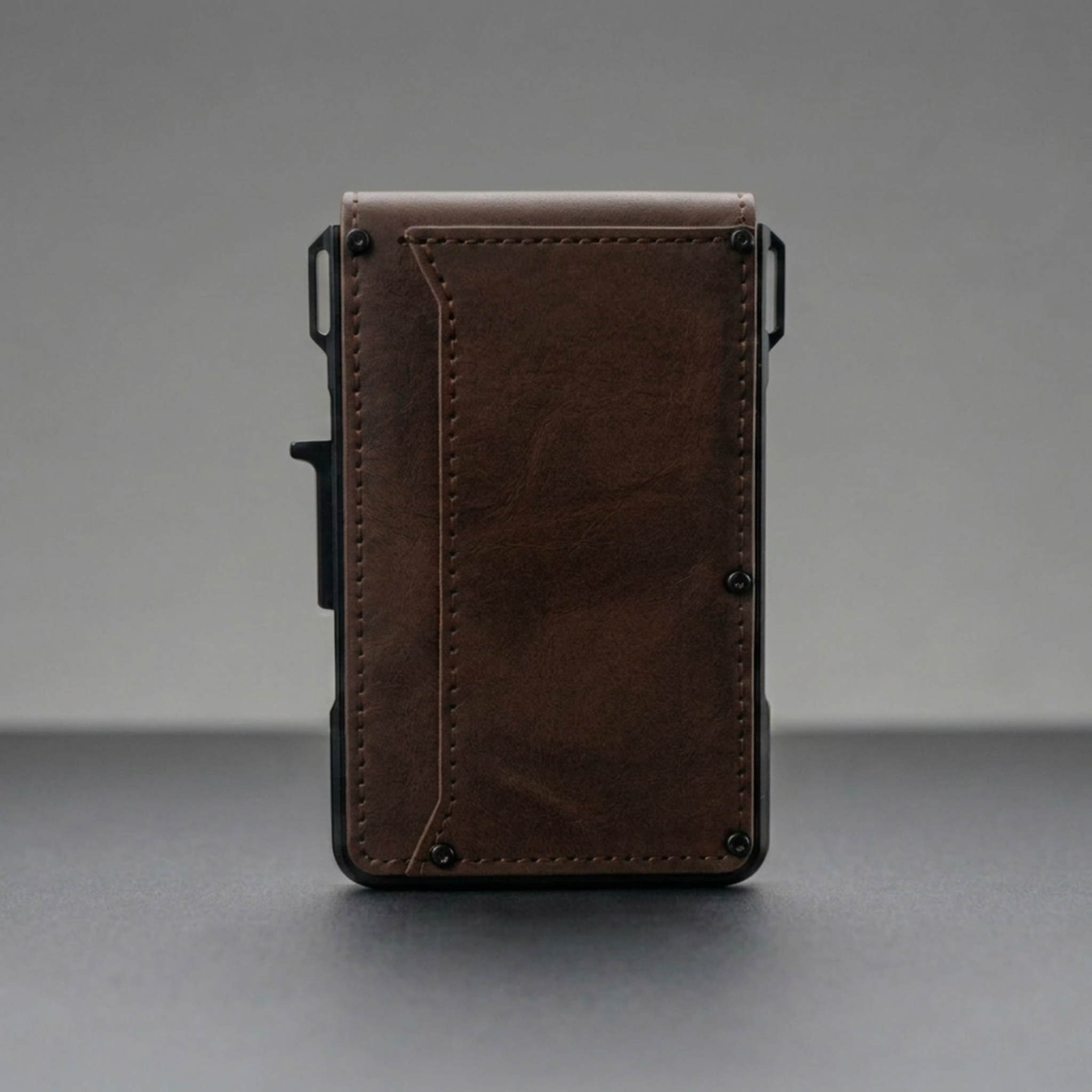 Faventina MagVault® Minimalist Wallet - Maximum Capacity. Minimal Footprint.